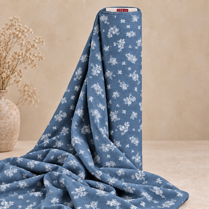 Deco Milano 30155 V-11 beyaz çiçek desenli poplin kumaş rulo görünümü